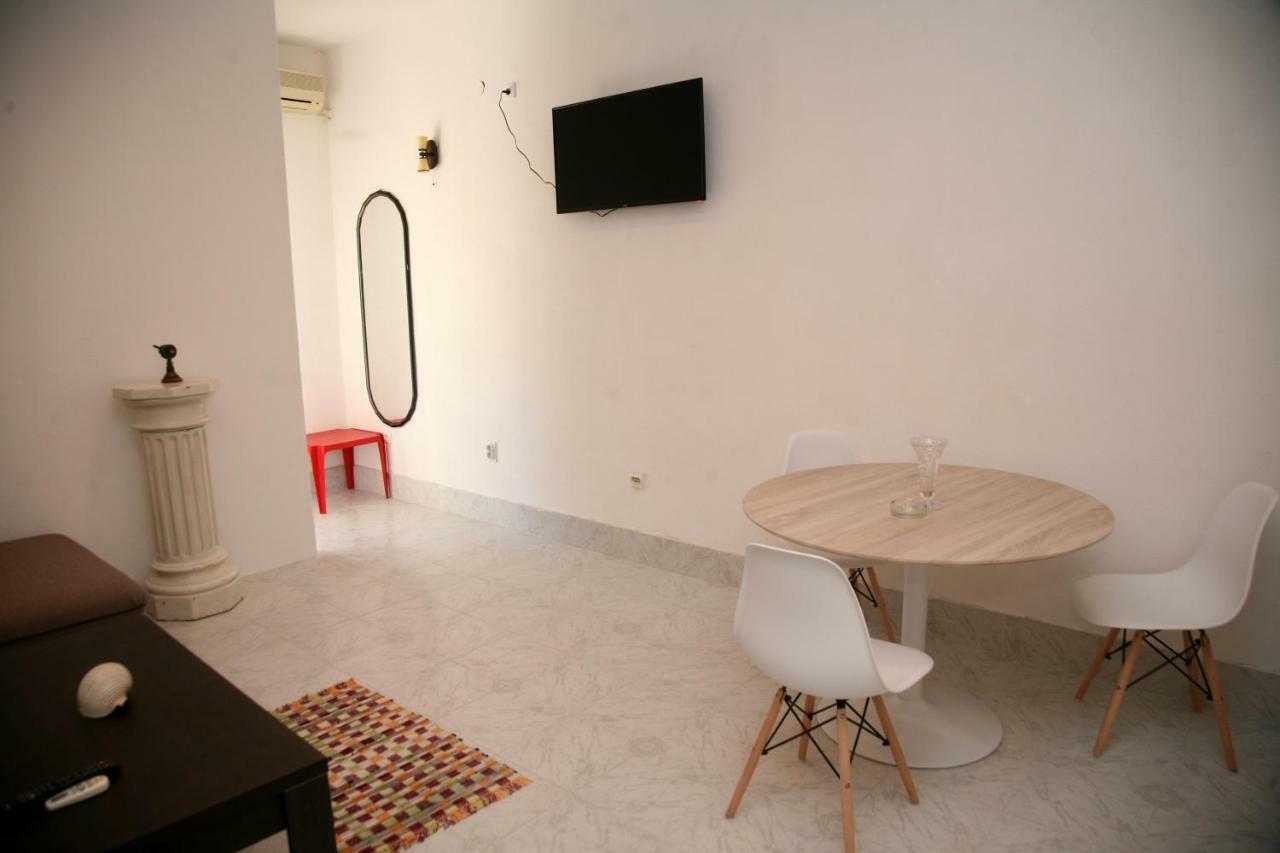Bugi Apartment Kotor Exterior photo